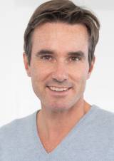 Portrait Dr. med. Christian Metz, Facharzt für Plastische und Ästhetische Chirurgie, https://www.plastische-chirurgie-praxis.de, München, Facharzt für Plastische und Ästhetische Chirurgie