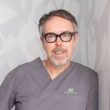 Portrait Dr. Frank Rösken, Die Ästheten - Medical Spa, Plastische Chirurgie München, München, Facharzt für Plastische und Ästhetische Chirurgie