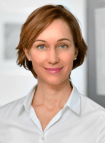 Portrait Priv.-Doz. Dr. med. Anne Limbourg, Praxis Dr. Limbourg, Hannover, Fachärztin für Plastische und Ästhetische Chirurgie