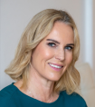 Portrait Dr. med. Svenja Giessler, Praxis für Plastische und Ästhetische Chirurgie Dr. med. Svenja Giessler, München, Fachärztin für Plastische und Ästhetische Chirurgie