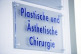 , Priv. Doz. Dr. med. Klaus J. Walgenbach, Plastische und Ästhetische Chirurgie am Universitätsklinikum, Universitätsklinikum Bonn Frauenklinik, Bonn, Facharzt für Plastische und Ästhetische Chirurgie, Chirurg (Facharzt für Chirurgie)