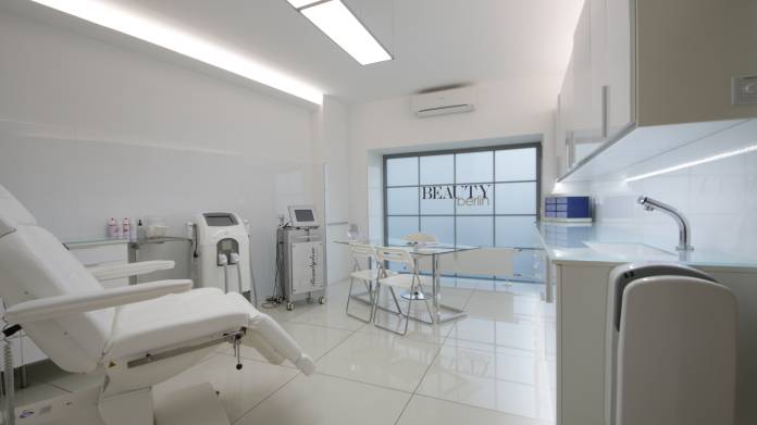 , Dr. med. Thomas Lorentzen, BeautyBerlin Schönheitschirurgie Dr. Thomas Lorentzen, Berlin, Chirurg (Facharzt für Chirurgie)
